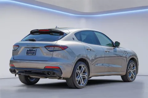 More photos of 2022 Maserati Levante Modena at Alfa Romeo of Austin, TX