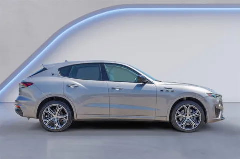 More photos of 2022 Maserati Levante Modena at Alfa Romeo of Austin, TX