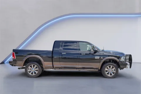 More photos of 2018 Ram 3500 Laramie Longhorn at Alfa Romeo of Austin, TX