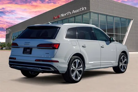 More photos of 2023 Audi Q7 Premium Plus at Audi North Austin, TX
