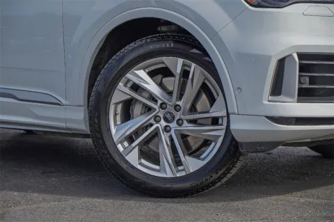 Photos of 2022 Audi Q7 Premium Plus for sale in Austin, TX at Audi North Austin