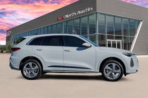 More photos of 2025 Audi Q5 Premium Plus at Audi North Austin, TX
