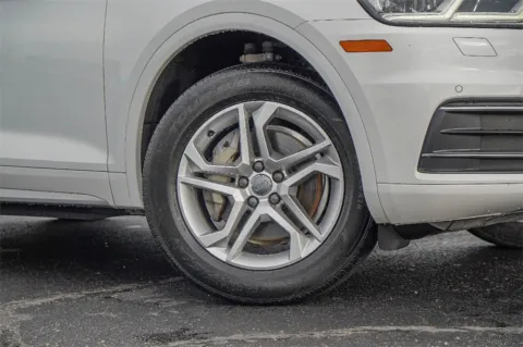 Photos of 2018 Audi Q5 Tech Premium Plus for sale in Austin, TX at Audi North Austin