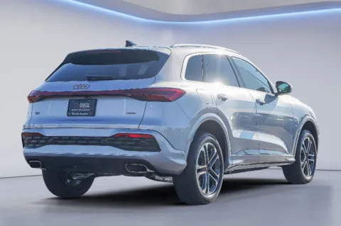 More photos of 2025 Audi Q5 Premium Plus at Audi North Austin, TX