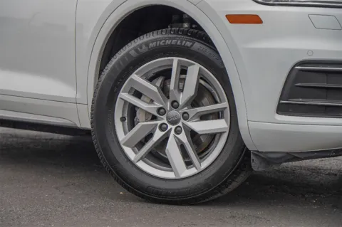 Photos of 2020 Audi Q5 45 Premium for sale in Austin, TX at Audi North Austin