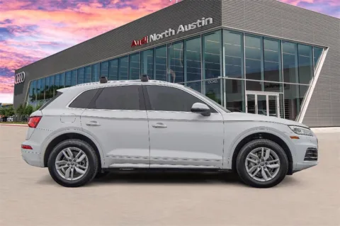 More photos of 2020 Audi Q5 45 Premium at Audi North Austin, TX