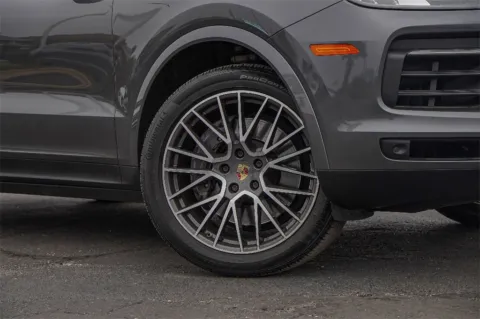 Photos of 2021 Porsche Cayenne for sale in Austin, TX at Audi North Austin