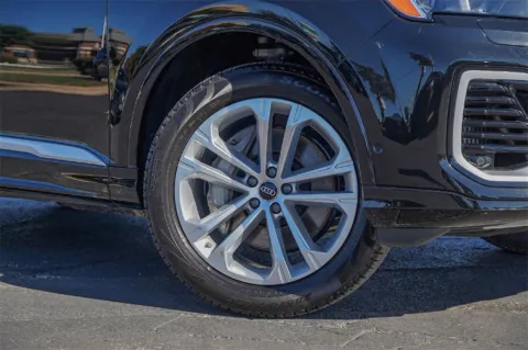 Photos of 2025 Audi Q7 Premium Plus for sale in Austin, TX at Audi North Austin