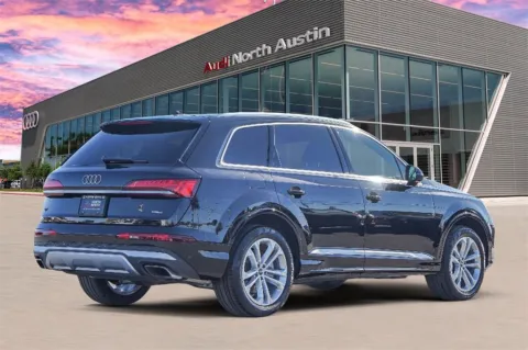 More photos of 2025 Audi Q7 Premium Plus at Audi North Austin, TX