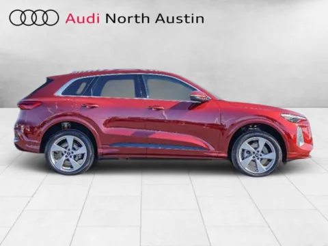 More photos of 2025 Audi Q5 Premium Plus at Audi North Austin, TX