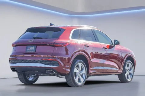 More photos of 2025 Audi Q5 Premium Plus at Audi North Austin, TX