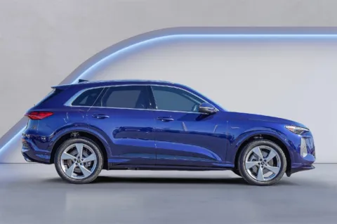 More photos of 2025 Audi Q5 Prestige at Audi North Austin, TX