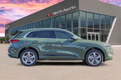 More photos of 2025 Audi Q5 Premium Plus at Audi North Austin, TX