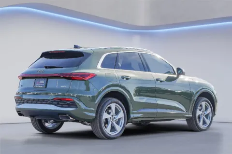 More photos of 2025 Audi Q5 Premium Plus at Audi North Austin, TX