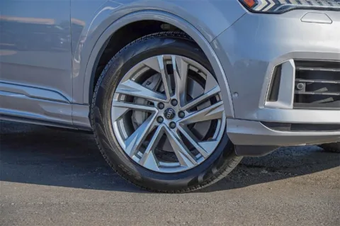 Photos of 2021 Audi Q7 Prestige for sale in Austin, TX at Audi North Austin