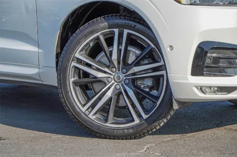 Photos of 2018 Volvo XC60 R-Design for sale in Austin, TX at Audi North Austin