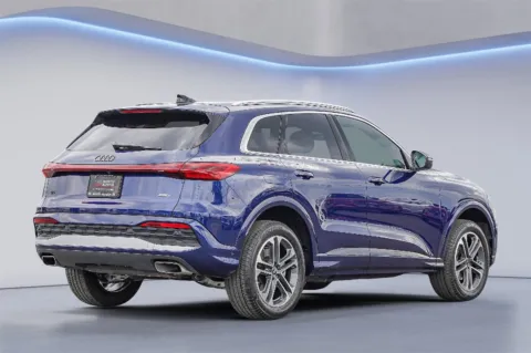 More photos of 2025 Audi Q5 Premium at Audi North Austin, TX