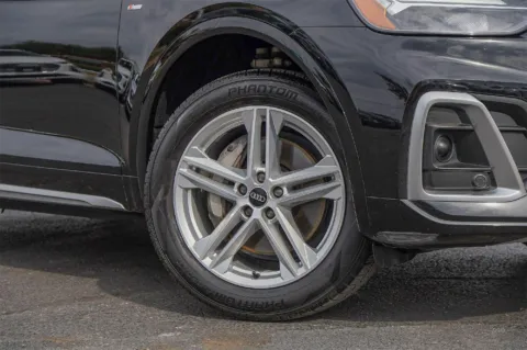 Photos of 2023 Audi Q5 S line Premium Plus for sale in Austin, TX at Audi North Austin