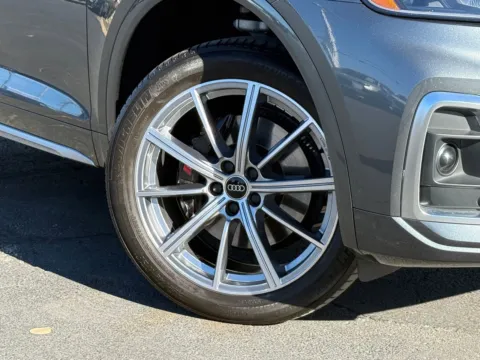 Photos of 2024 Audi SQ5 Premium Plus for sale in Austin, TX at Audi North Austin