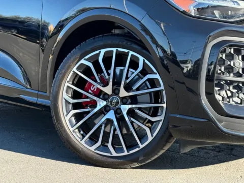 Photos of 2025 Audi SQ5 Premium Plus for sale in Austin, TX at Audi North Austin