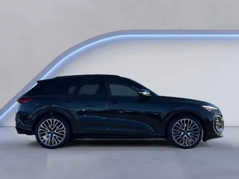 More photos of 2025 Audi SQ5 Premium Plus at Audi North Austin, TX