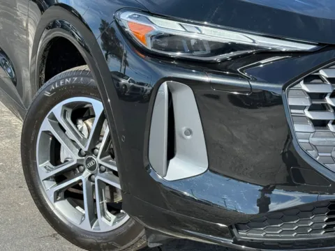 More photos of 2025 Audi Q5 Premium at Audi North Austin, TX