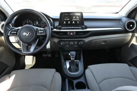 More photos of 2020 Kia Forte LXS at Audi North Austin, TX