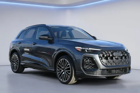 Photos of 2025 Audi SQ5 Premium Plus for sale in Austin, TX at Audi North Austin