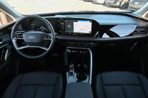 More photos of 2025 Audi Q5 Premium Plus at Audi North Austin, TX