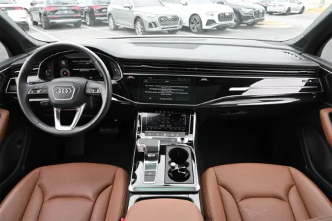 More photos of 2023 Audi Q7 Premium Plus at Audi North Austin, TX