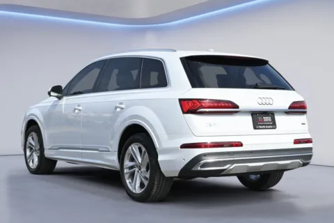 More photos of 2023 Audi Q7 Premium at Audi North Austin, TX