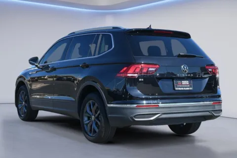 More photos of 2023 Volkswagen Tiguan SE at Audi North Austin, TX