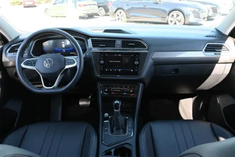 More photos of 2023 Volkswagen Tiguan SE at Audi North Austin, TX