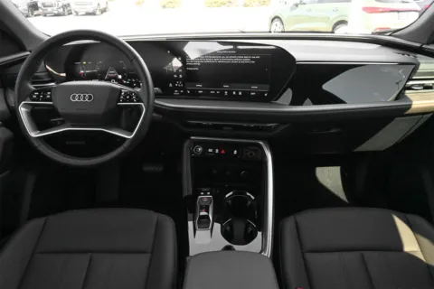 More photos of 2025 Audi Q5 Premium Plus at Audi North Austin, TX