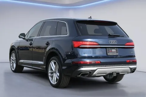 More photos of 2025 Audi Q7 Premium Plus at Audi North Austin, TX
