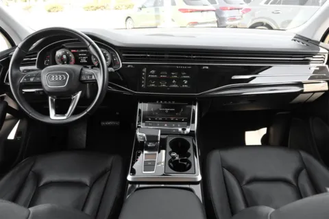 More photos of 2022 Audi Q7 Premium at Audi North Austin, TX