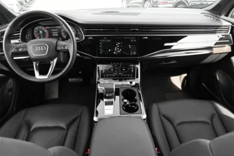 More photos of 2025 Audi Q7 Premium Plus at Audi North Austin, TX