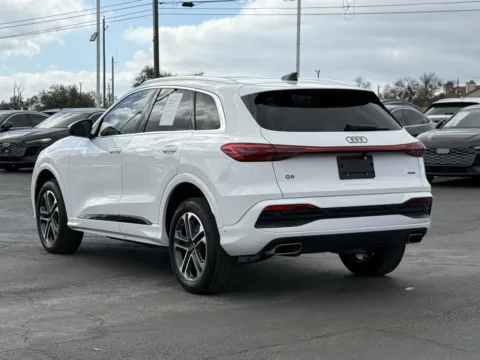 More photos of 2025 Audi Q5 Premium Plus at Audi North Austin, TX