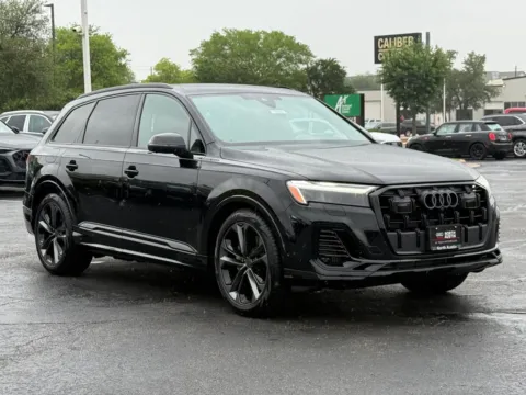 More photos of 2026 Audi Q7 Premium Plus at Audi North Austin, TX
