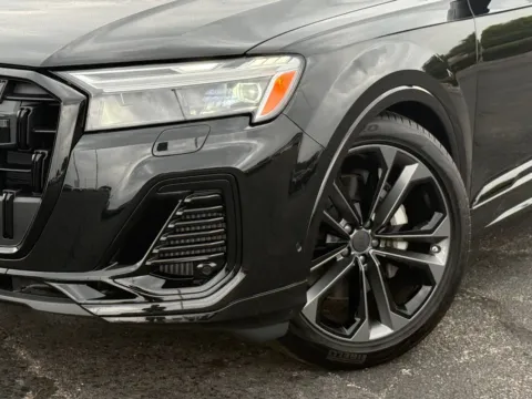 Another view of 2026 Audi Q7 Premium Plus for sale in Austin, TX at Audi North Austin