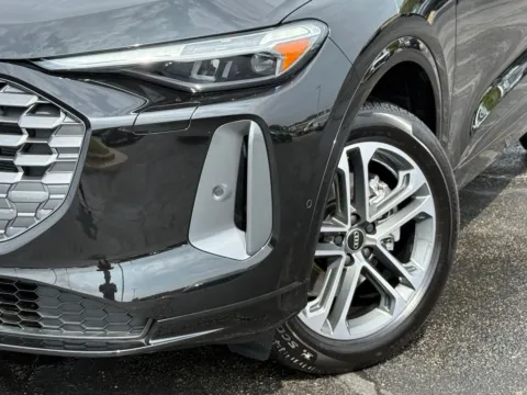 More photos of 2026 Audi Q5 Premium Plus at Audi North Austin, TX