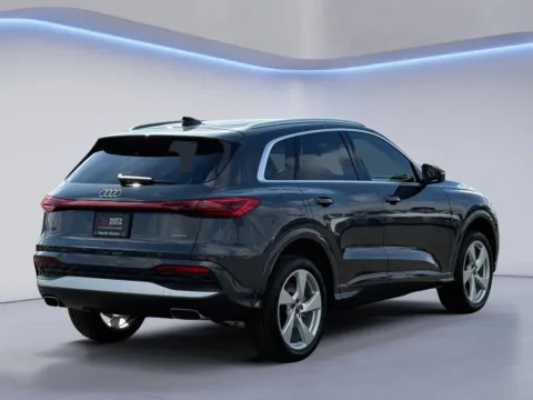 More photos of 2026 Audi Q7 Prestige at Audi North Austin, TX