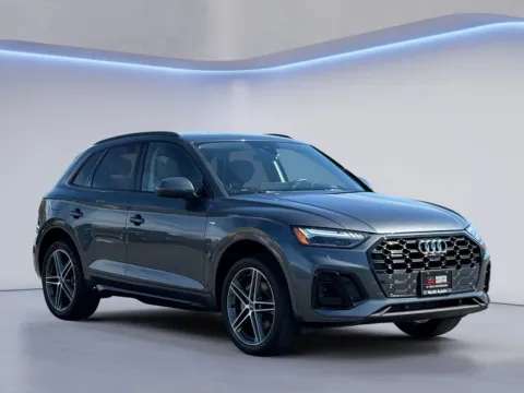 More photos of 2023 Audi Q5 S line Prestige at Audi North Austin, TX