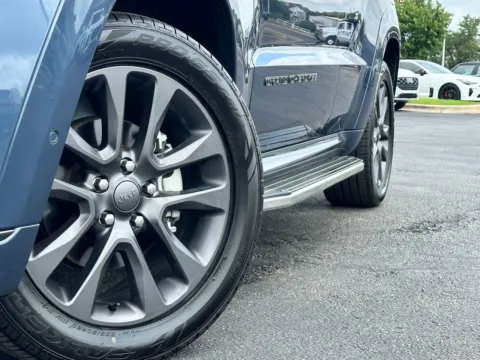 Photos of 2019 Jeep Grand Cherokee High Altitude for sale in Austin, TX at Audi North Austin