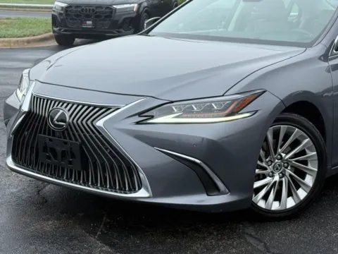 Photos of 2020 Lexus ES 350 Ultra Luxury for sale in Austin, TX at Audi North Austin