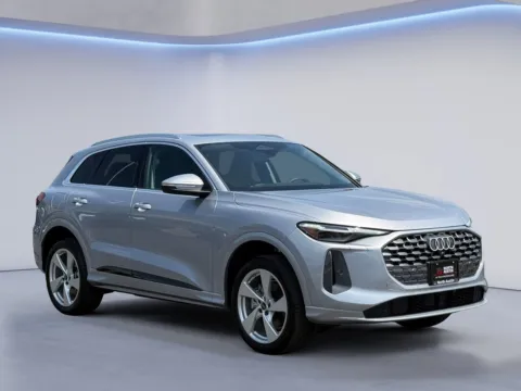 More photos of 2025 Audi Q5 Premium Plus at Audi North Austin, TX