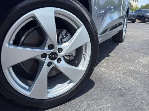 More photos of 2025 Audi Q5 Premium Plus at Audi North Austin, TX