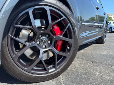 More photos of 2025 Audi SQ7 Prestige at Audi North Austin, TX
