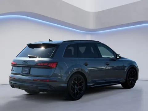 More photos of 2025 Audi SQ7 Prestige at Audi North Austin, TX