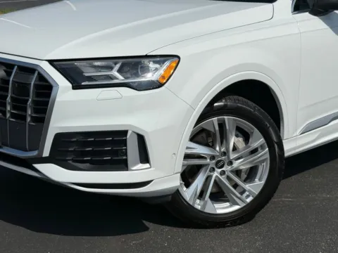 More photos of 2023 Audi Q7 Premium at Audi North Austin, TX